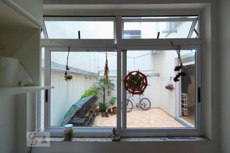 Apartamento à venda com 60m², 2 quartos e sem vagaÁrea e Serviço