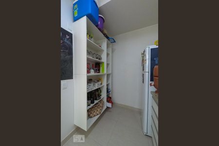 Apartamento à venda com 60m², 2 quartos e sem vagaCozinha