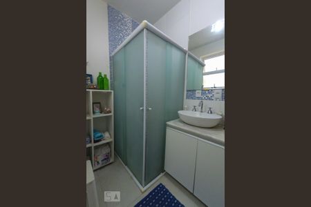 Apartamento à venda com 60m², 2 quartos e sem vagaBanheiro