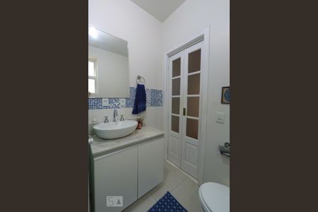Apartamento à venda com 60m², 2 quartos e sem vagaBanheiro