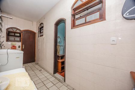 Apartamento para alugar com 95m², 2 quartos e 1 vaga Apartamento para alugar com 95m², 2 quartos e 1 vagaÁrea de Serviço