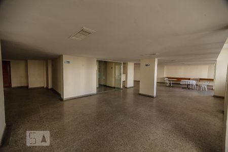 Apartamento para alugar com 95m², 2 quartos e 1 vaga Apartamento para alugar com 95m², 2 quartos e 1 vagaÁrea Comum - Playground