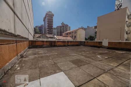 Apartamento para alugar com 95m², 2 quartos e 1 vaga Apartamento para alugar com 95m², 2 quartos e 1 vagaÁrea Comum - Playground