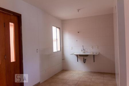 Casa de condomínio para alugar com 78m², 3 quartos e 2 vagasCozinha