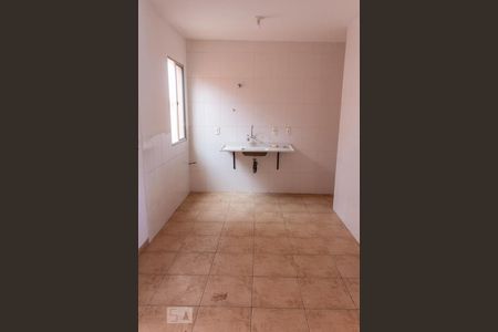 Casa de condomínio para alugar com 78m², 3 quartos e 2 vagasCozinha