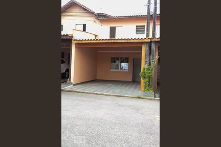 Casa de condomínio para alugar com 78m², 3 quartos e 2 vagasFachada