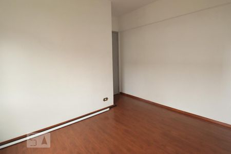 Quarto 2 de apartamento para alugar com 2 quartos, 57m² em Jardim Stetel, Santo André