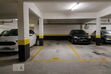 Apartamento para alugar com 69m², 2 quartos e 2 vagasGaragem
