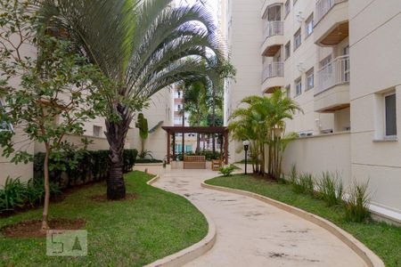 Apartamento para alugar com 69m², 2 quartos e 2 vagasEntrada