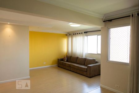 Apartamento à venda com 105m², 2 quartos e 2 vagas Apartamento à venda com 105m², 2 quartos e 2 vagasSala