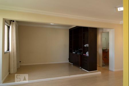 Apartamento à venda com 105m², 2 quartos e 2 vagas Apartamento à venda com 105m², 2 quartos e 2 vagasSala