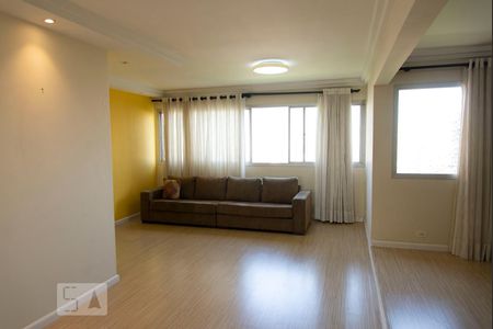 Apartamento à venda com 105m², 2 quartos e 2 vagas Apartamento à venda com 105m², 2 quartos e 2 vagasSala
