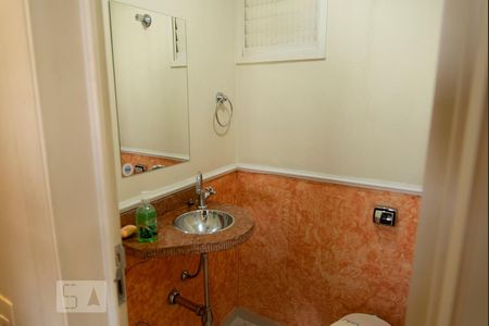 Apartamento à venda com 105m², 2 quartos e 2 vagas Apartamento à venda com 105m², 2 quartos e 2 vagasLavabo