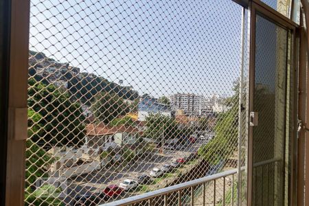 vista da janela da sala de apartamento para alugar com 3 quartos, 68m² em Tijuca, Rio de Janeiro