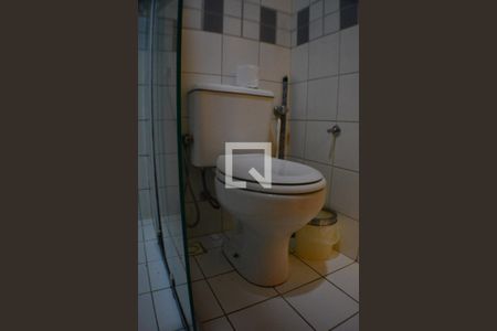 Banheiro de kitnet/studio para alugar com 1 quarto, 30m² em Caminho das Árvores, Salvador