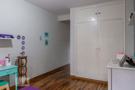 Apartamento para alugar com 146m², 3 quartos e 1 vaga Apartamento para alugar com 146m², 3 quartos e 1 vagaSuíte 2