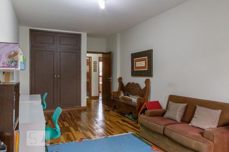 Apartamento para alugar com 146m², 3 quartos e 1 vaga Apartamento para alugar com 146m², 3 quartos e 1 vagaQuarto 3