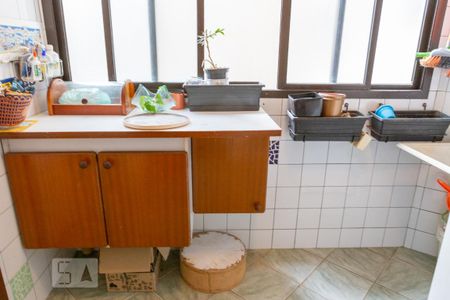 Apartamento para alugar com 146m², 3 quartos e 1 vaga Apartamento para alugar com 146m², 3 quartos e 1 vagaLavanderia