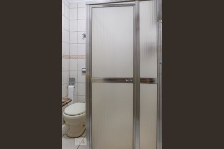Apartamento para alugar com 146m², 3 quartos e 1 vaga Apartamento para alugar com 146m², 3 quartos e 1 vagaBanheiro da Suíte 2