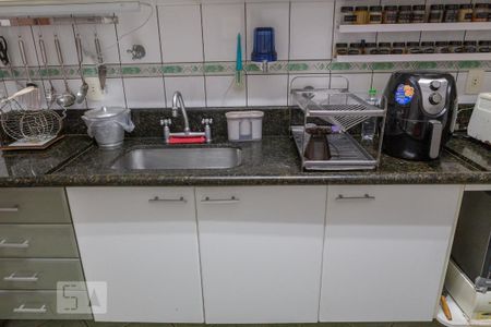 Apartamento para alugar com 146m², 3 quartos e 1 vaga Apartamento para alugar com 146m², 3 quartos e 1 vagaCozinha