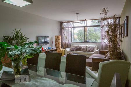 Sala de apartamento para alugar com 3 quartos, 146m² em Perdizes, São Paulo