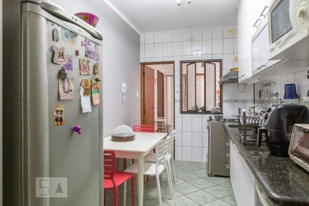 Apartamento para alugar com 146m², 3 quartos e 1 vaga Apartamento para alugar com 146m², 3 quartos e 1 vagaCozinha
