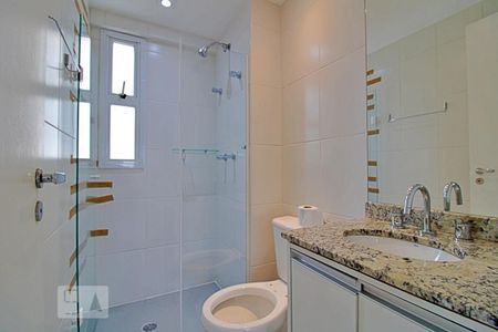 Apartamento para alugar com 90m², 2 quartos e 2 vagas Apartamento para alugar com 90m², 2 quartos e 2 vagasBanheiro