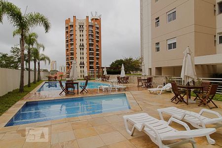 Apartamento para alugar com 90m², 2 quartos e 2 vagas Apartamento para alugar com 90m², 2 quartos e 2 vagasÁrea comum - Piscina