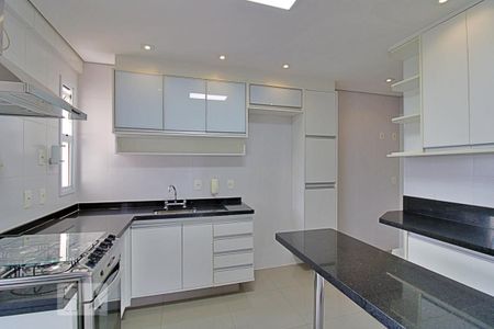 Apartamento para alugar com 90m², 2 quartos e 2 vagas Apartamento para alugar com 90m², 2 quartos e 2 vagasCozinha