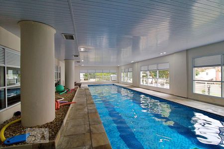 Apartamento para alugar com 90m², 2 quartos e 2 vagas Apartamento para alugar com 90m², 2 quartos e 2 vagasÁrea comum - Piscina Aquecida