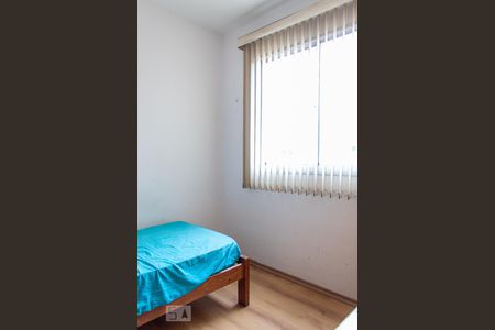 Quarto 1 de apartamento para alugar com 3 quartos, 55m² em Jardim Ivana, São Paulo