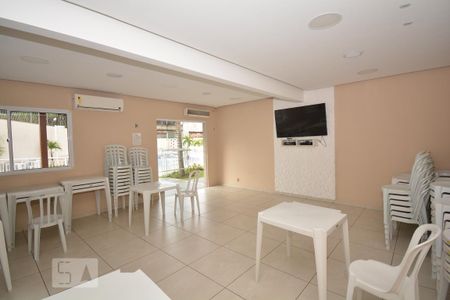 Apartamento para alugar com 55m², 2 quartos e 1 vagaÁrea comum - Salão de festas