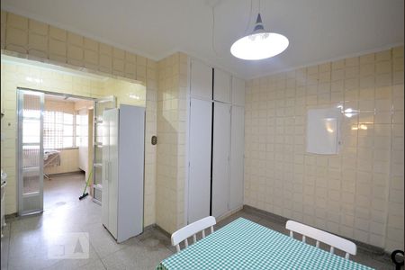 Apartamento para alugar com 122m², 3 quartos e 1 vagaCozinha