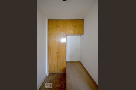 Apartamento para alugar com 122m², 3 quartos e 1 vagaQuarto de Serviço