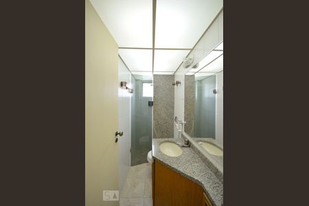 Apartamento para alugar com 122m², 3 quartos e 1 vagaBanheiro Social 1