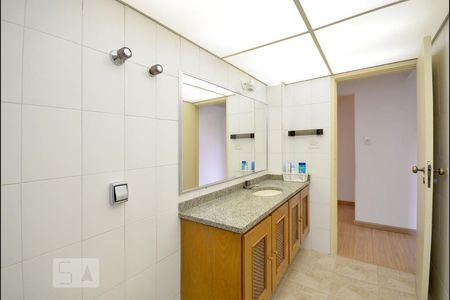 Apartamento para alugar com 122m², 3 quartos e 1 vagaBanheiro Social 2