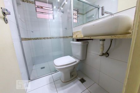 Banheiro de apartamento para alugar com 1 quarto, 35m² em Centro, Guarulhos
