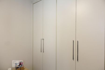 Apartamento à venda com 56m², 2 quartos e 1 vagaSuite armário