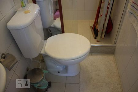 Apartamento para alugar com 160m², 2 quartos e 2 vagasBanheiro de Serviço