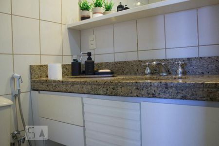 Apartamento para alugar com 160m², 2 quartos e 2 vagasBanheiro Social