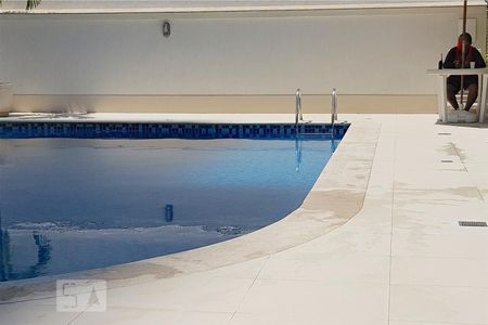 Apartamento para alugar com 160m², 2 quartos e 2 vagasArea Comum - Piscina