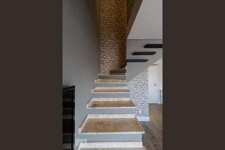 Apartamento para alugar com 63m², 1 quarto e 2 vagasEscada