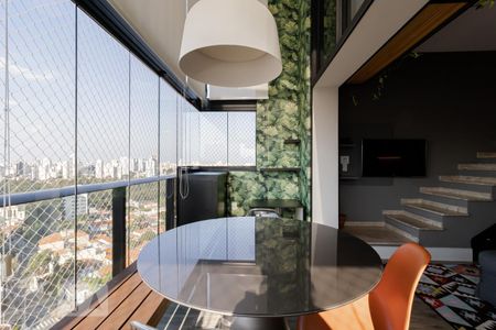 Apartamento para alugar com 63m², 1 quarto e 2 vagasSacada/Área de Serviço