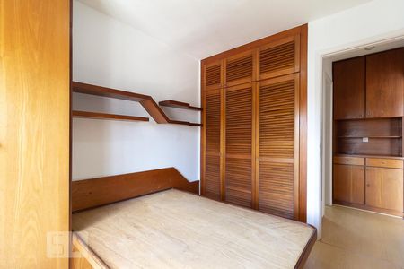 Dormitório de apartamento para alugar com 1 quarto, 45m² em Vila Olímpia, São Paulo