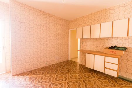 Casa à venda com 285m², 3 quartos e 2 vagas Casa à venda com 285m², 3 quartos e 2 vagasCozinha