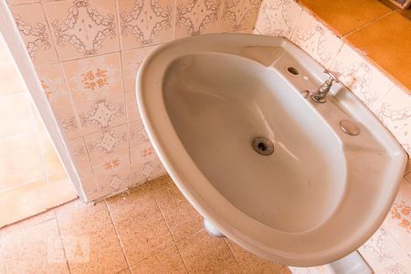 Casa à venda com 285m², 3 quartos e 2 vagas Casa à venda com 285m², 3 quartos e 2 vagasLavabo