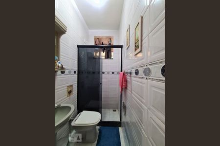 Apartamento à venda com 45m², 2 quartos e 1 vaga Apartamento à venda com 45m², 2 quartos e 1 vagaBanheiro