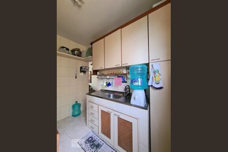 Apartamento à venda com 45m², 2 quartos e 1 vaga Apartamento à venda com 45m², 2 quartos e 1 vagaCozinha