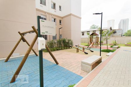 Apartamento à venda com 40m², 2 quartos e sem vagaÁrea Comum - Playground