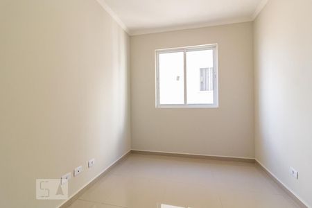 Quarto 1 de apartamento para alugar com 2 quartos, 47m² em Parque da Fonte, São José dos Pinhais